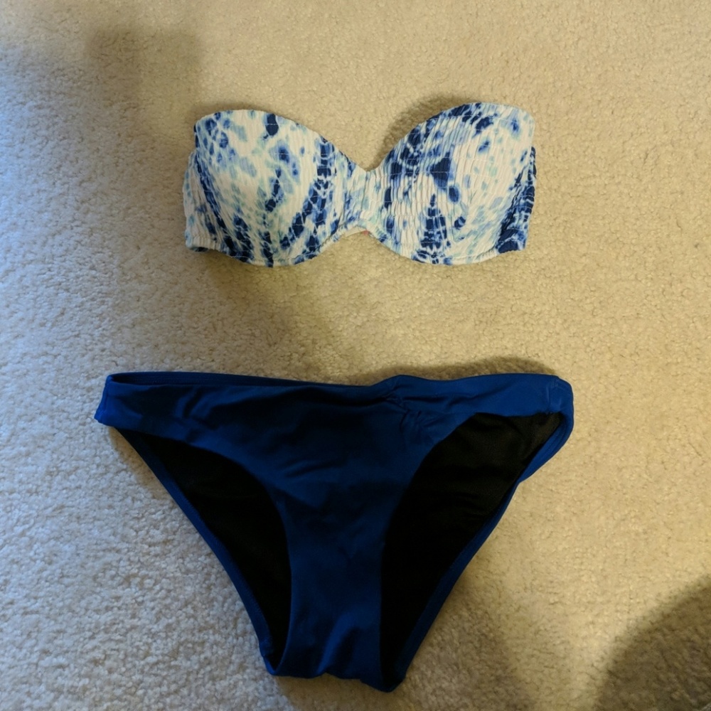 Victoria Secrets bikini